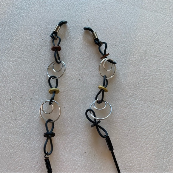 Eyeglass Leash / Chain - silver disks - Picture 6 of 8